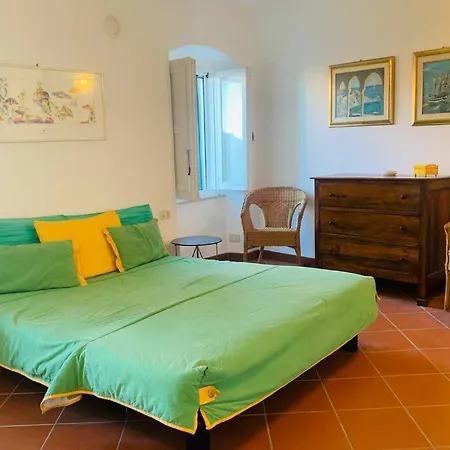 Appartement La Torretta Dei Poeti,